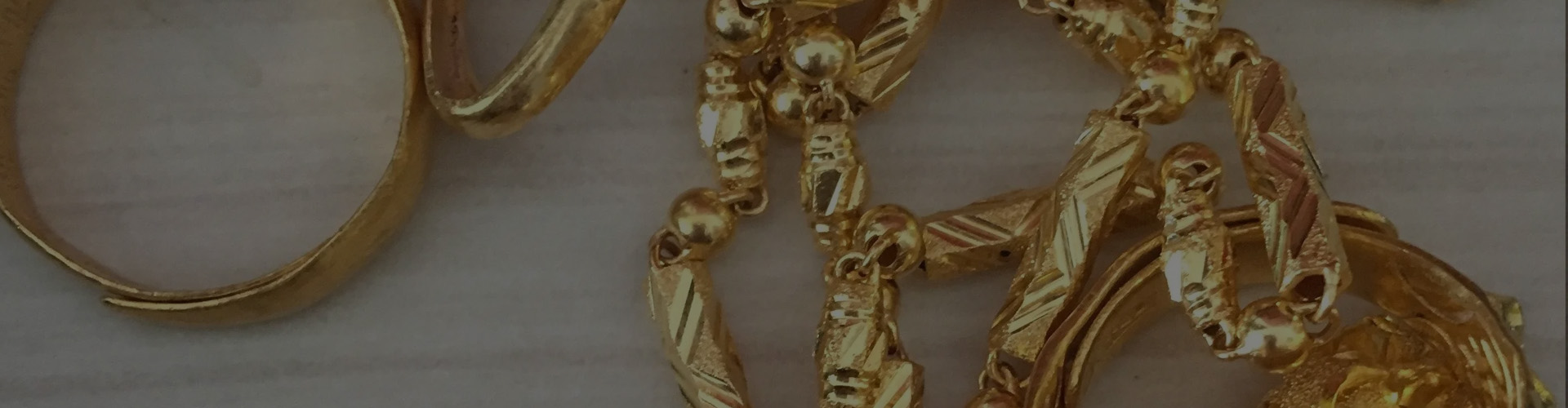 經(jīng)驗豐富，擁有兩萬個小時的廢料回收經(jīng)驗